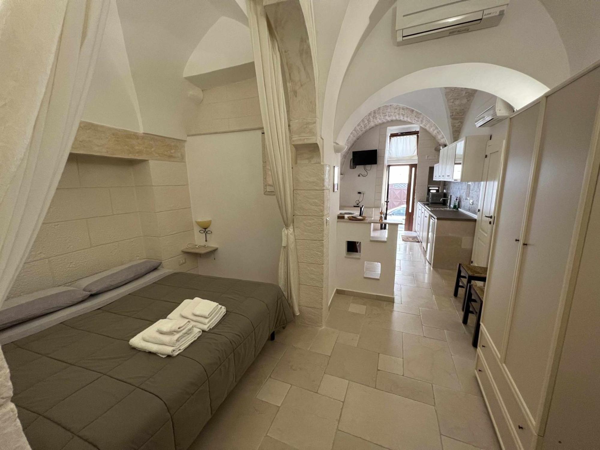 La Rosa D Ernesto Wifi Free 3 Sleeping Places Apartamento Ostuni Exterior foto